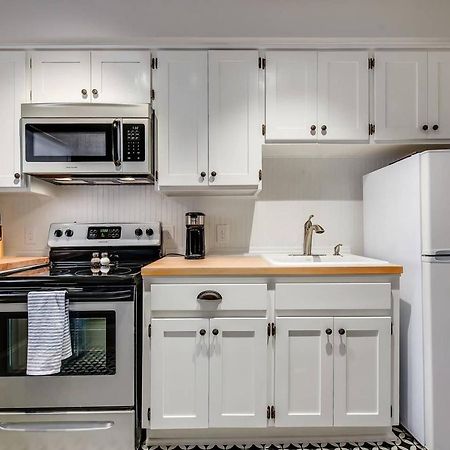 Mckenize Guest House: Travis Suite 1 Bd, 1Ba Marble Falls Eksteriør billede